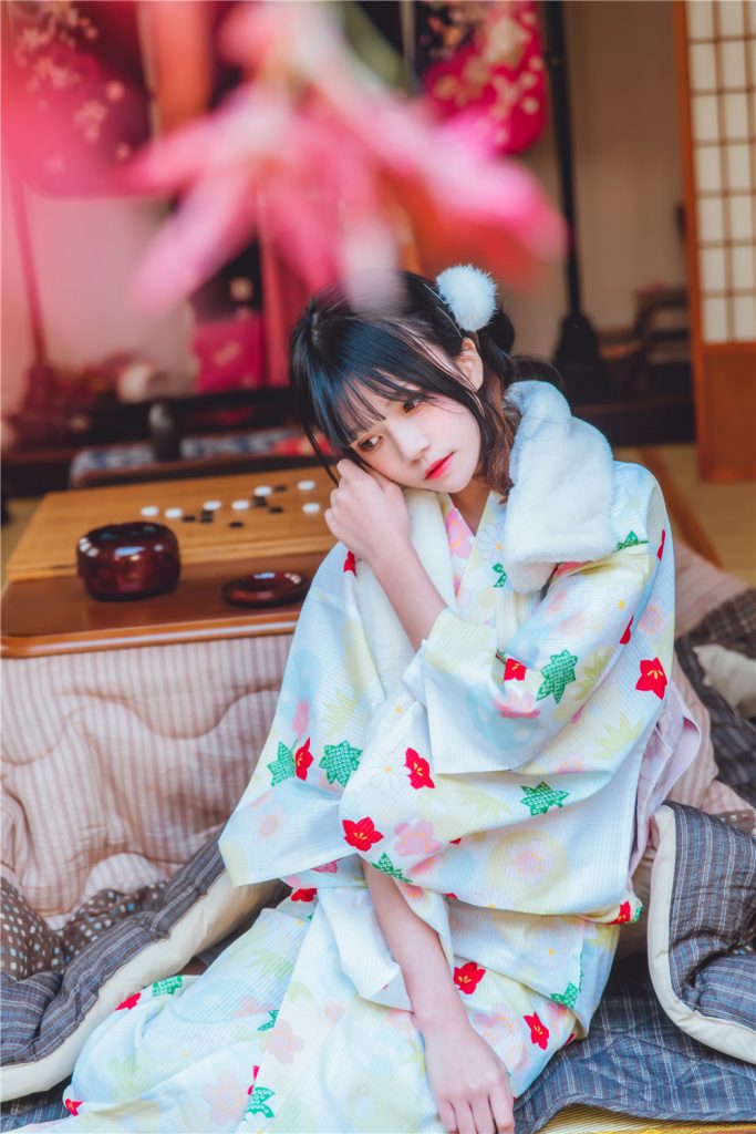 桜桃喵 NO.042 小小少女图书馆商场日系写真 [103P/1.60G]