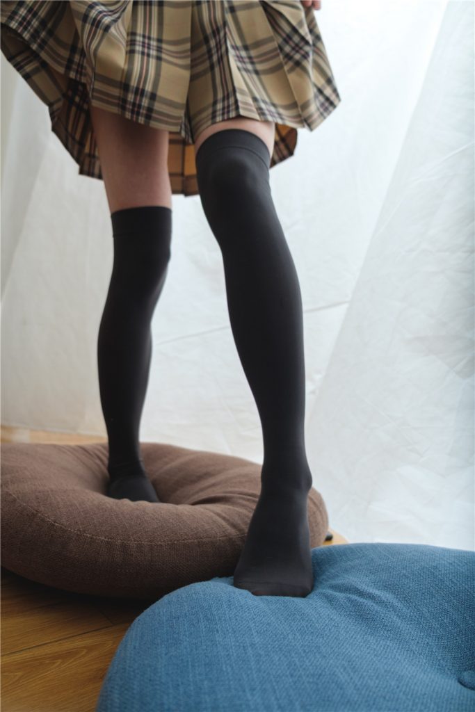 喵写真-PR15 005 格子JK制服绝对领域少女[80P1V-970M]