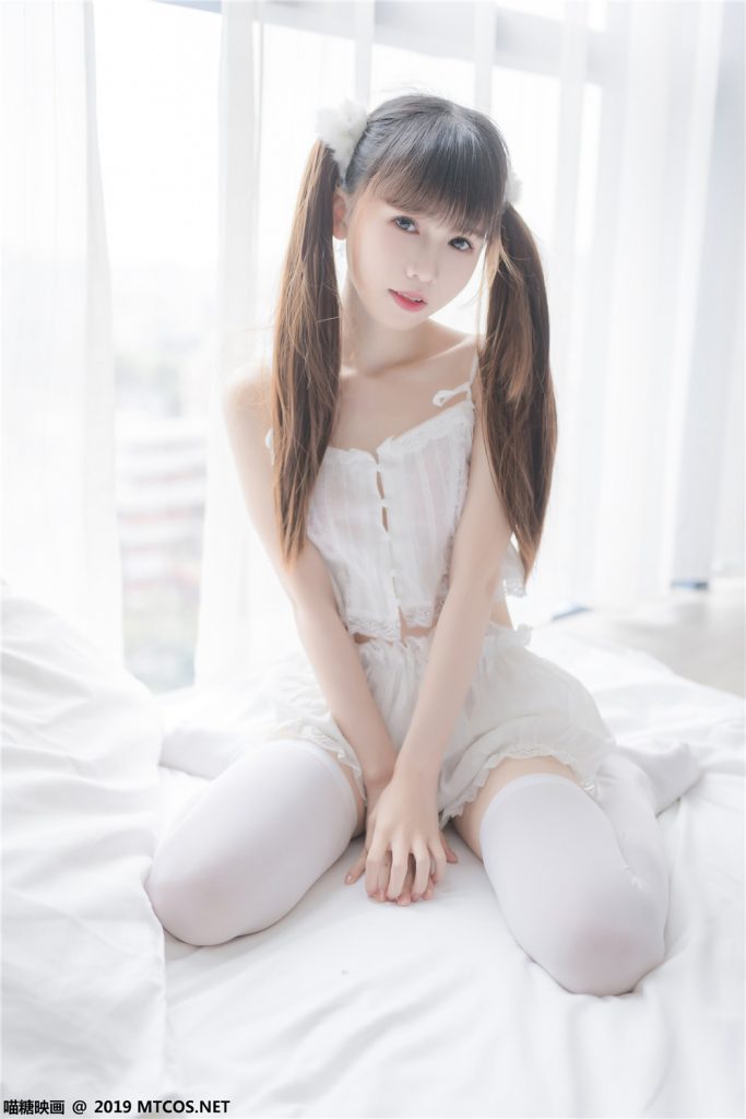 喵糖映画 VOL.065 白丝双马尾 纯白睡裙[40P-125M]