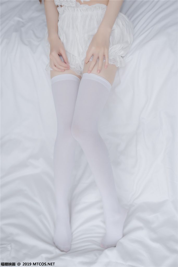 喵糖映画 VOL.065 白丝双马尾 纯白睡裙[40P-125M]