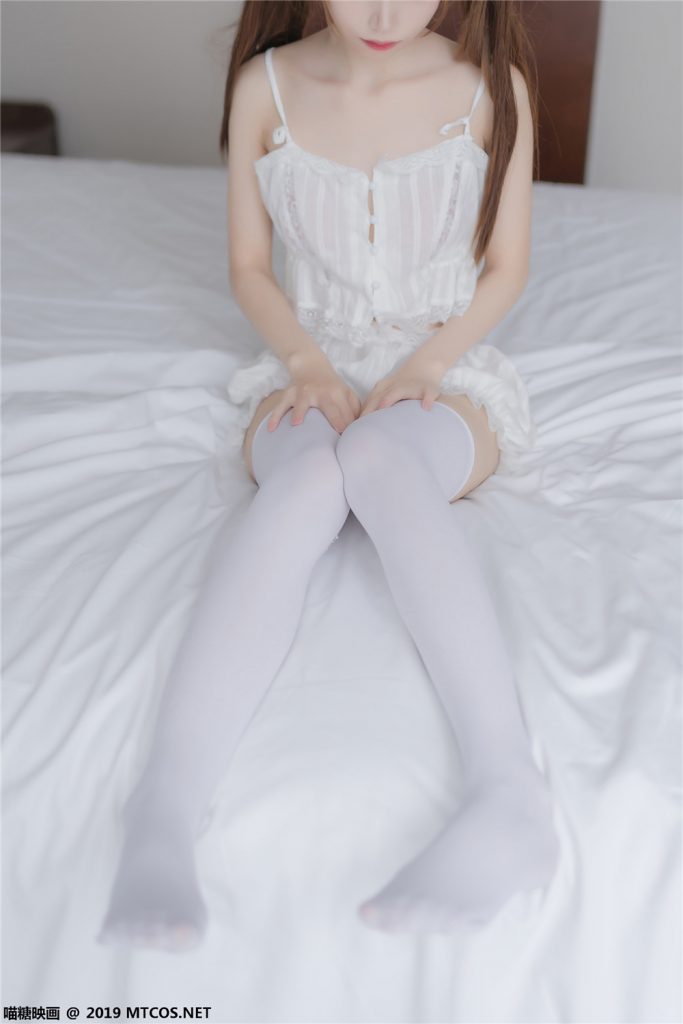 喵糖映画 VOL.065 白丝双马尾 纯白睡裙[40P-125M]