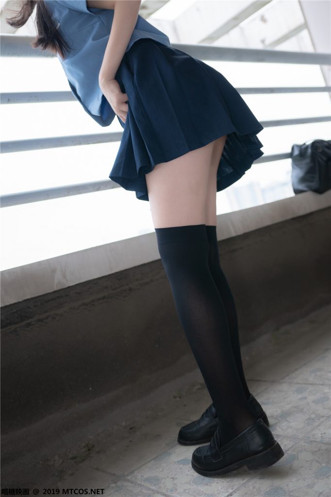 喵糖映画 VOL.070 小黄帽女孩 绝对领域过漆袜[48P-377M]