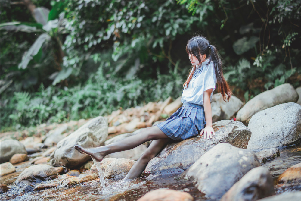 桜桃喵-黑丝死库水[75P-1.37G]