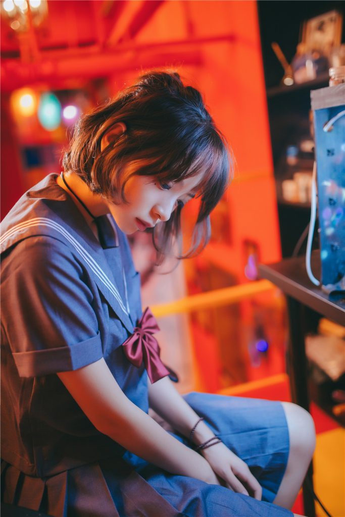 疯猫ss-囚少女[44P-483M]