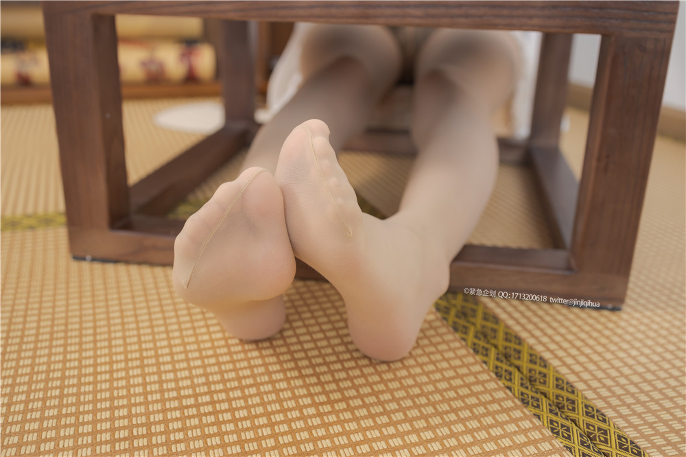 [紧急企划]NO.006 一只喵喵梓 蕾丝睡袍[73P1V-1.39G]