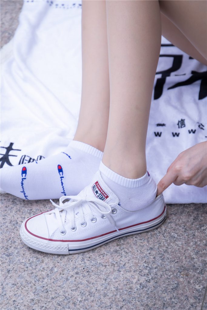 [BoBoSocks袜啵啵] No.001 小甜豆-帆布鞋、白棉袜、肉丝[138P1V-6.22G]