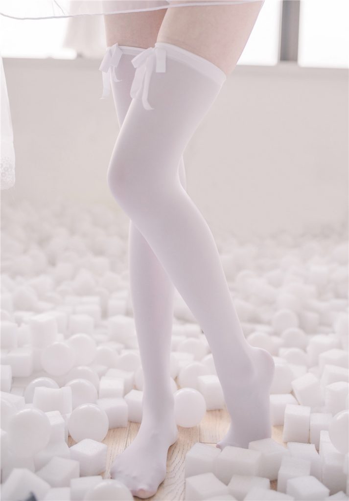 你的负卿-95泳装[14P-137M]