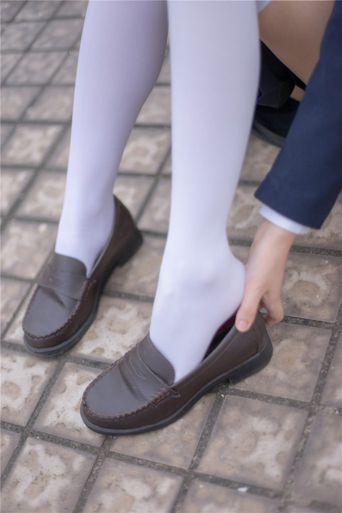 [轻兰映画] VOL.004 日系JK白丝[48P-421M]