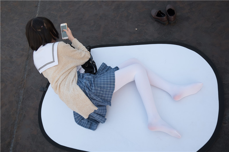 [森萝财团] SSR-001 Aika 天台上的白丝[74P-493M]