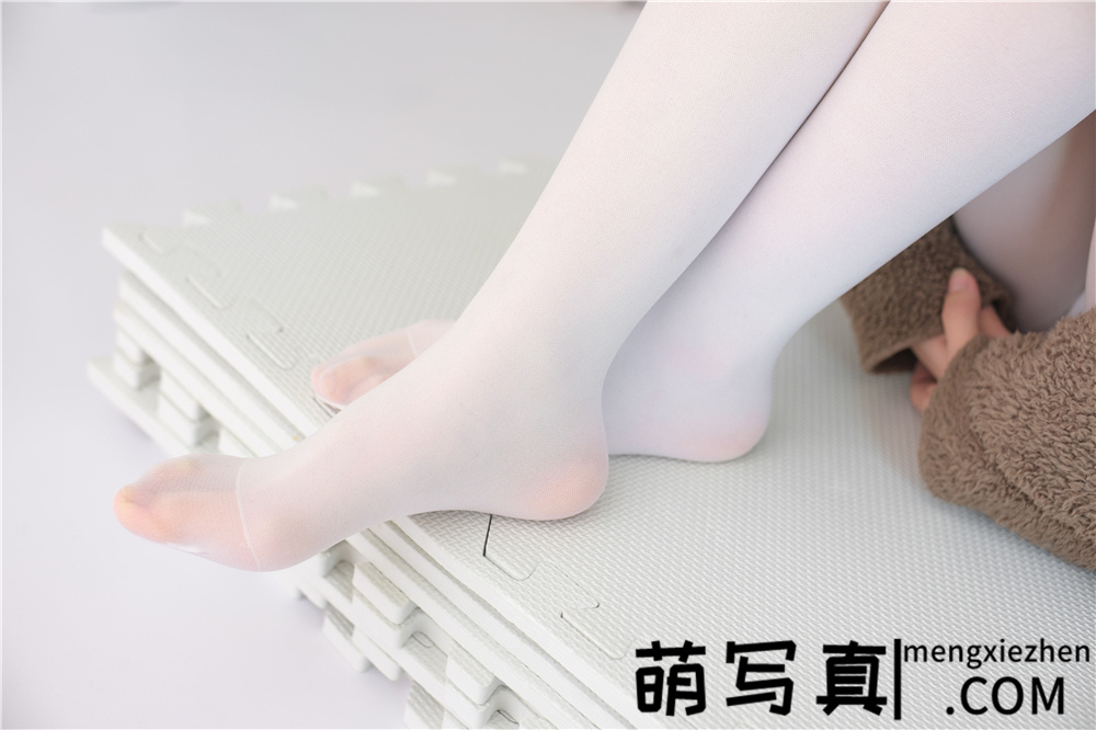 [森萝财团] X-006 忧郁白丝[99P1V-1.65G]