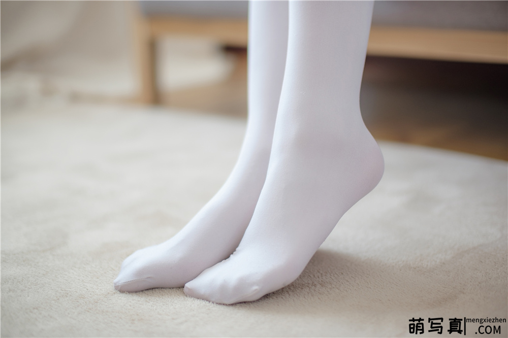 [森萝财团] R15-003 水嫩白丝[94P-535M][免费下载]