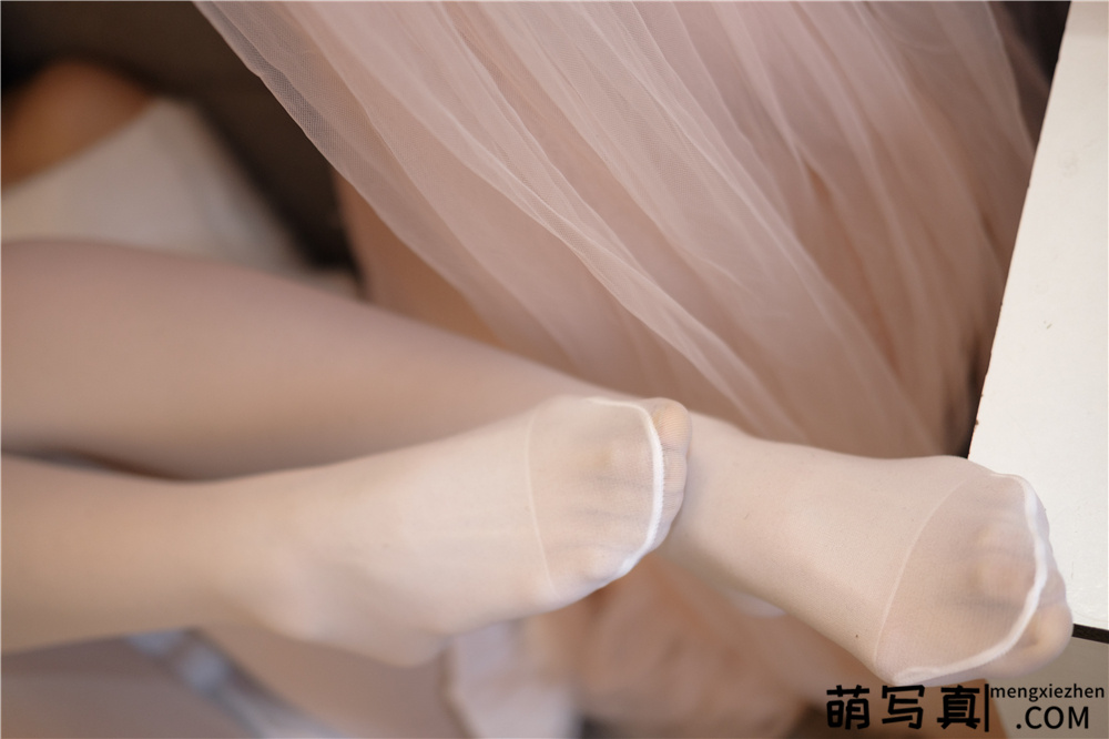 [森萝财团] X-012 白丝毛衣[110P1V-1.82G][免费下载]