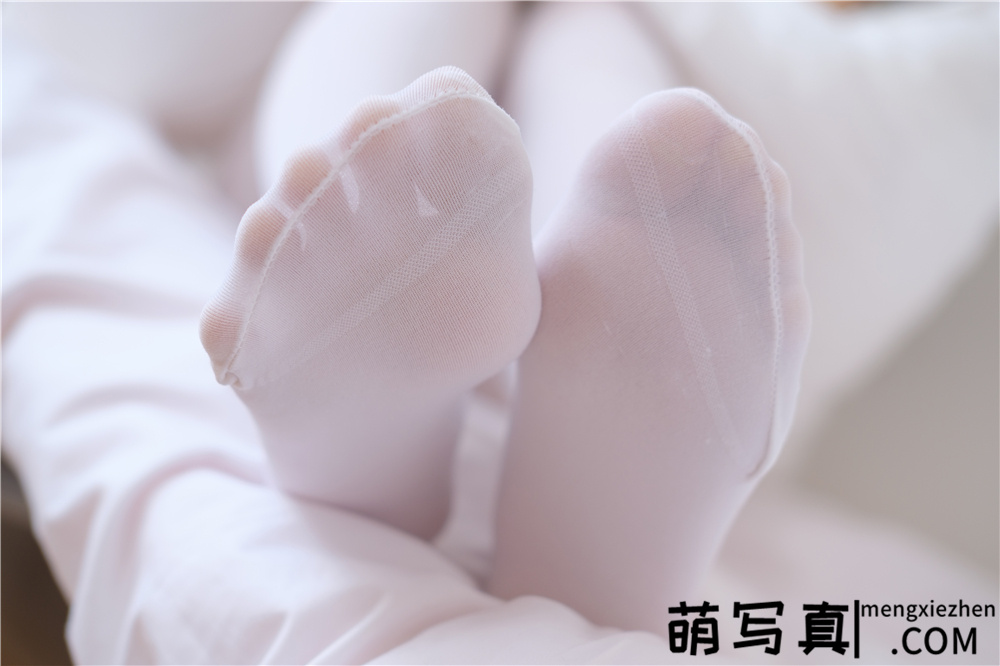 [森萝财团] X-020 白棉袜萝莉[78P1V-1.33G][免费下载]