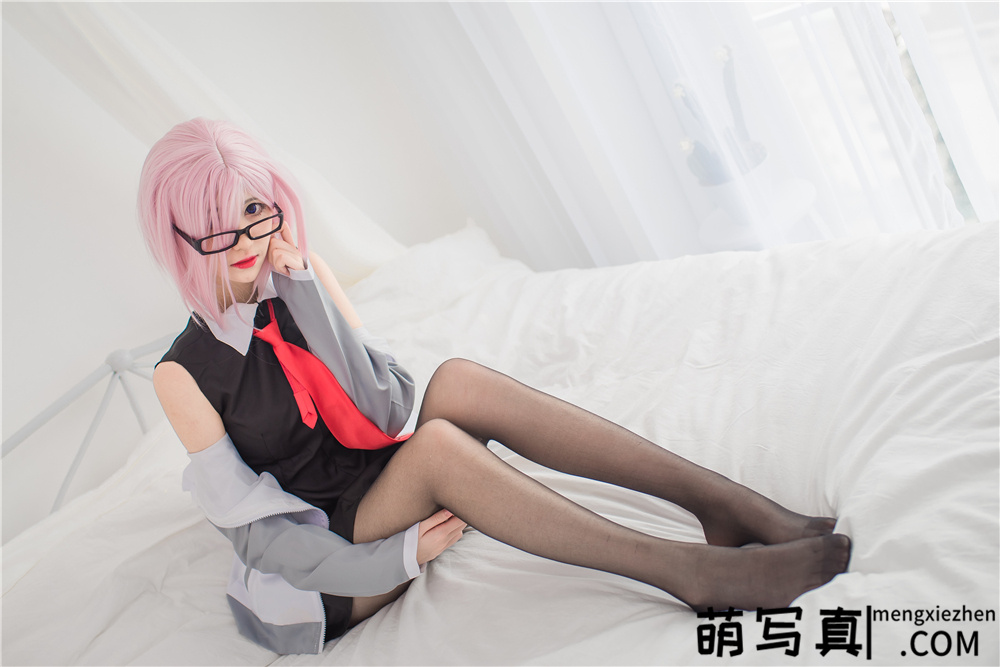 南桃Momoko-玛修制服[29P][免费下载]