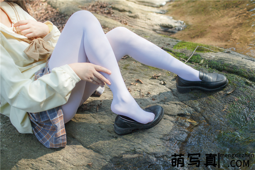 [少女秩序] EXVOL.002 户外阳光丝袜妹[80P-843M][免费下载]