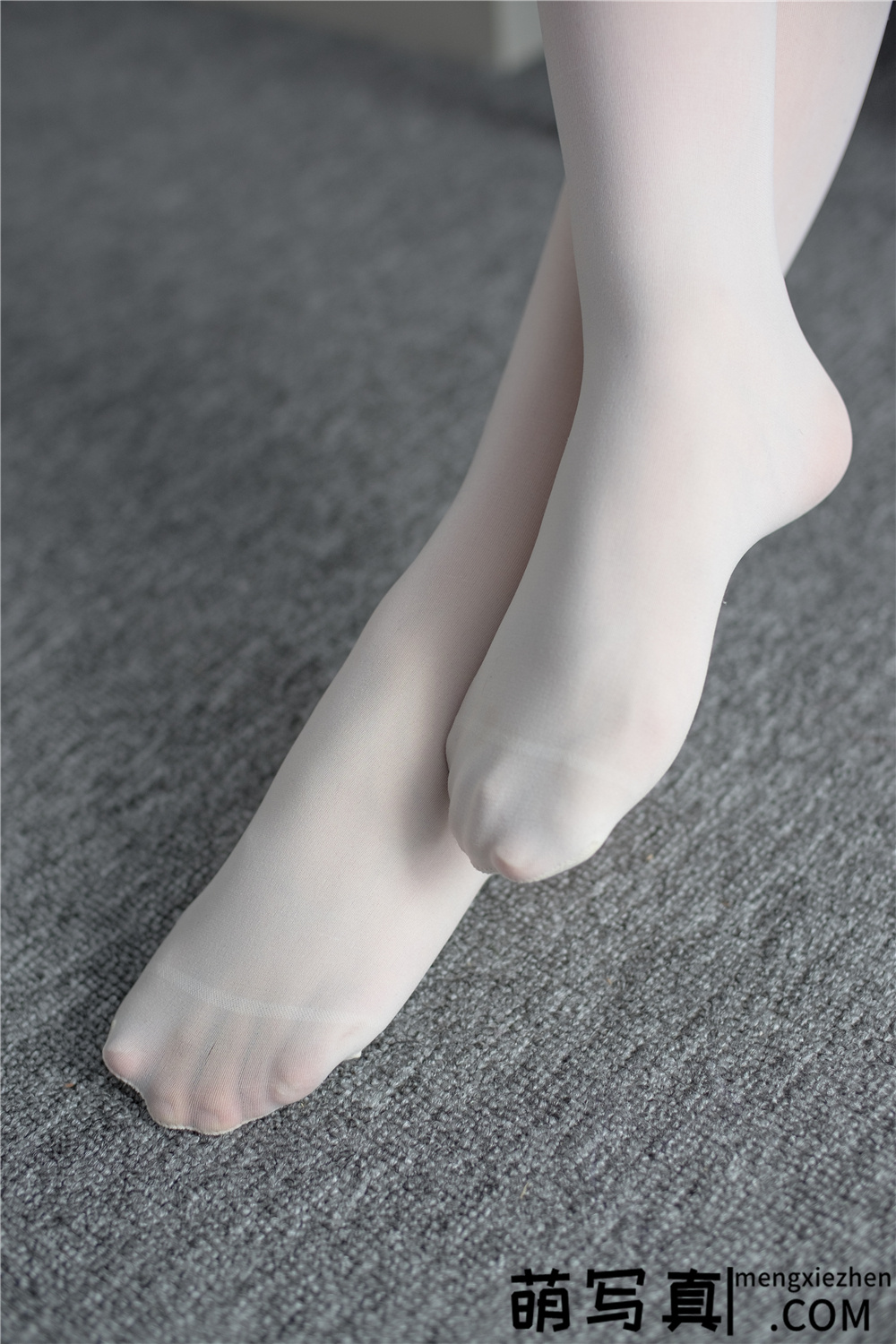 [森萝财团] R15-027 完美丝足[95P-479M][免费下载]