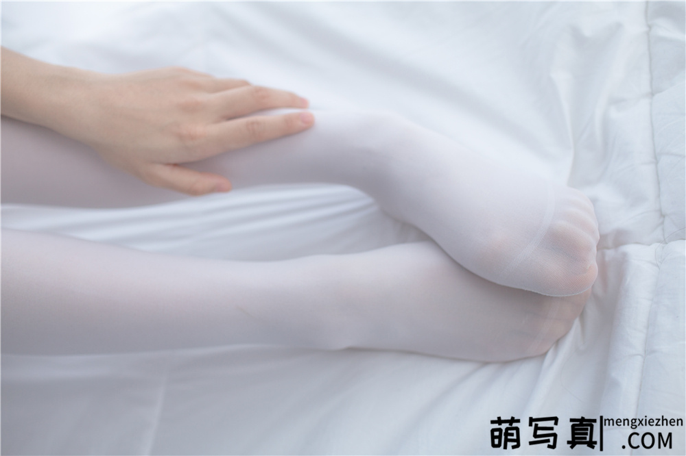 [少女秩序] VOL.003 白丝少女的美足[40P-232M][免费下载]