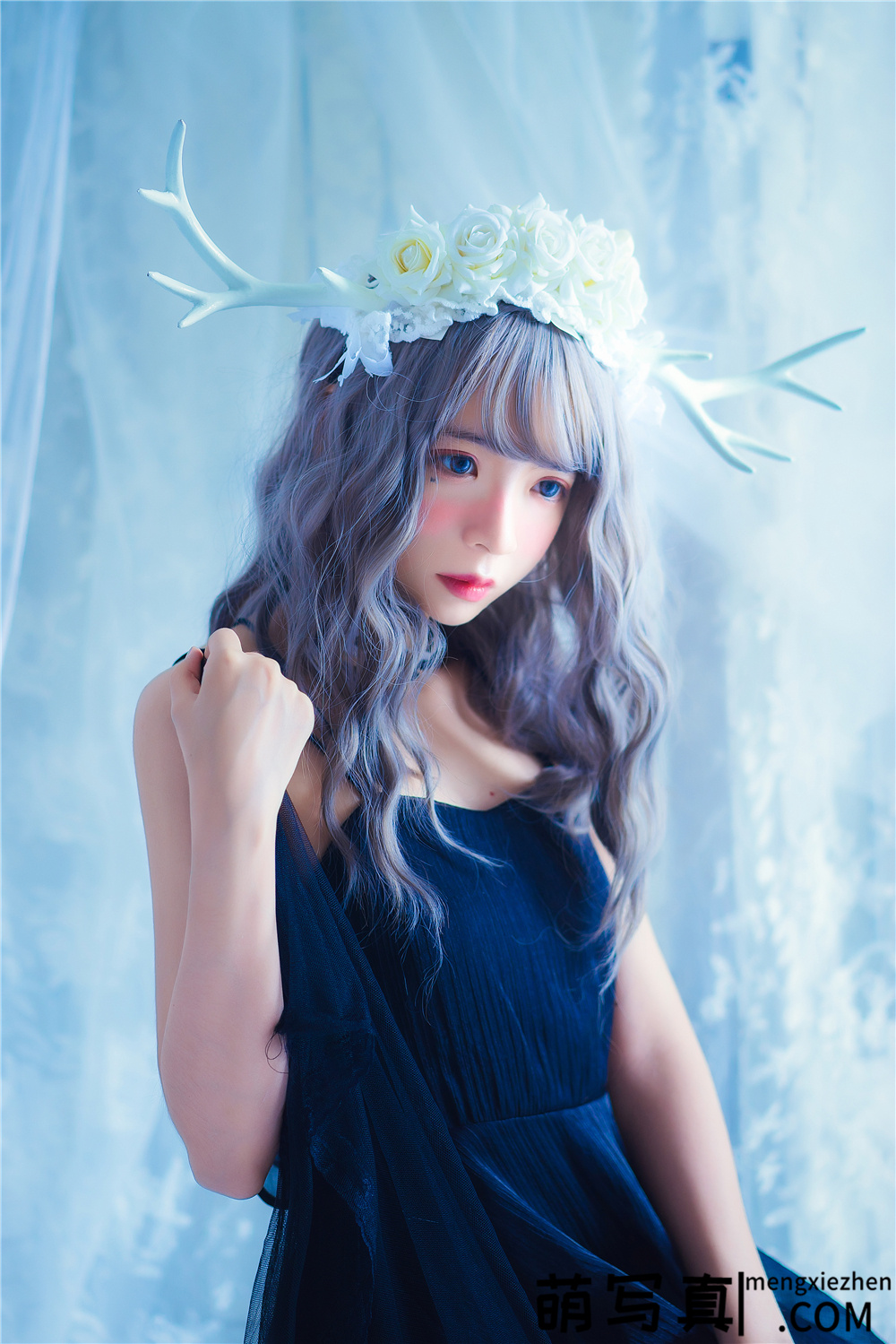 疯猫ss-黑裙网袜[25P-259M][免费下载]