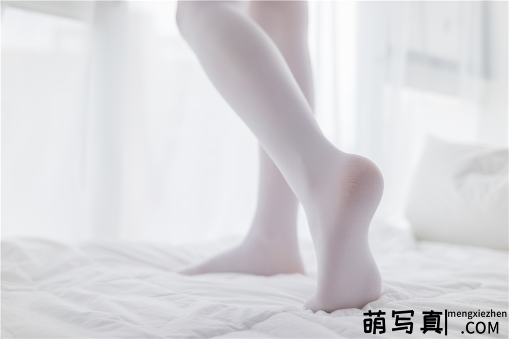 [喵写真] R15-001 纯纯丝袜情[57P-133M]