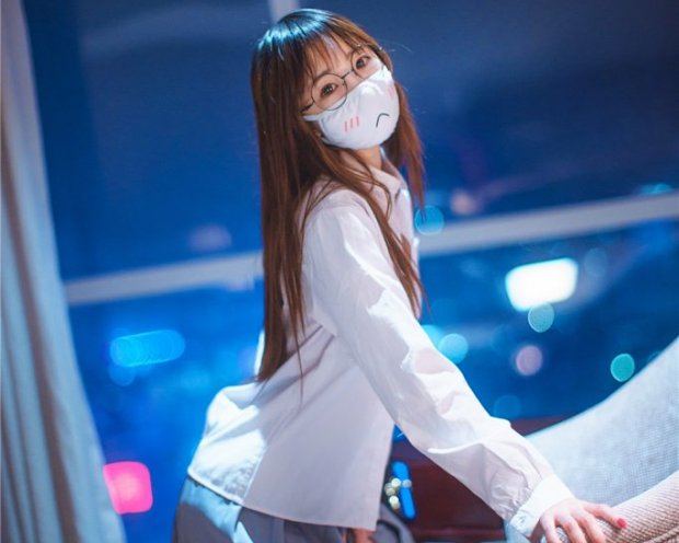 御子Yumiko-衬衫口罩御子和她的白色死库水浴室[38P/218M]