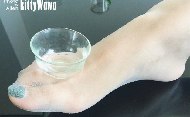 袜小喵KittyWawa-KT001《玩物：茶杯》[57P]