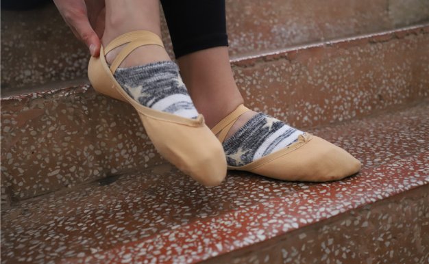 DXG – 花棉船袜[196P/2.04G]