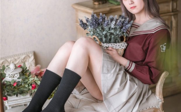 Akisoso秋楚楚 – 斋蔻2写真 典雅红玫瑰少女贞德[46P-367M]