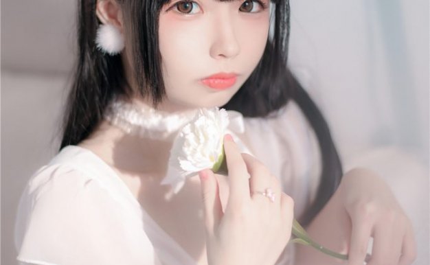 十万珍吱伏特 – 睡裙轻白纱若隐若现[12P-545M]