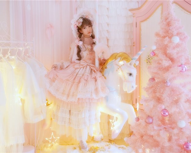 鳗鱼霏儿 – 猫与洛丽塔少女[20P-197M]