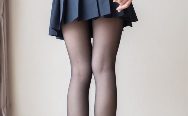 香草喵露露-黑丝萌妹 JK制服少女[45P-197M]