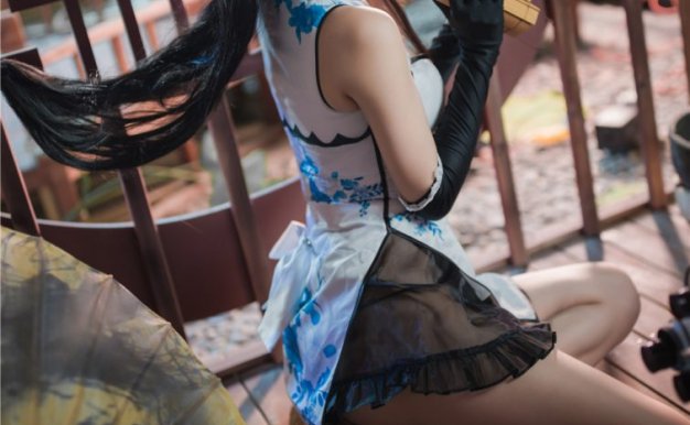 黑川-瓶儿 胸镂空旗袍短裙[41P-565M]