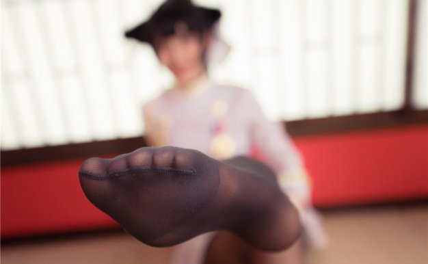 神楽板真冬–指挥官很忙 碧蓝航线COS[150P-611M]