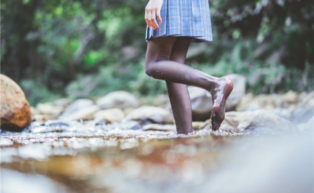 桜桃喵-黑丝死库水[75P-1.37G]