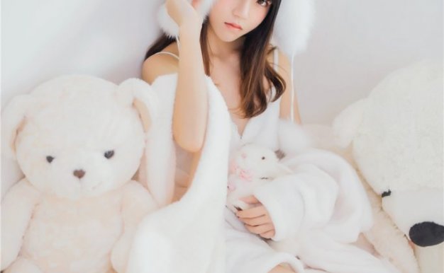 桜桃喵-冬眠系列 纯白吊带[38P-318M]