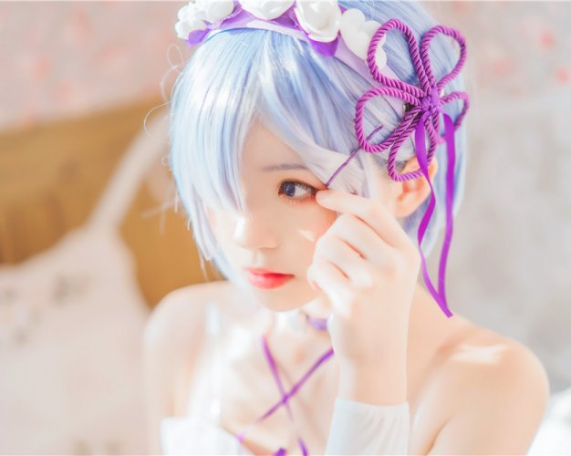 桜桃喵-睡裙蕾姆COS[40P-639M]