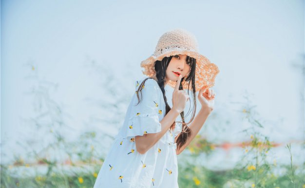 桜桃喵-田野草帽少女[29P-289M]