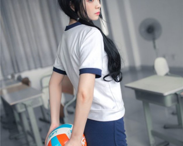 疯猫ss-白丝体操服少女[46P-400M]