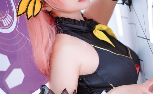 瓜希-LUKA 赛车[22P]