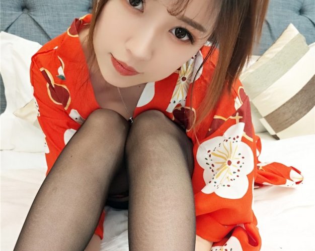 [小女巫露娜] NO.002 黑丝和服[44P-179M]