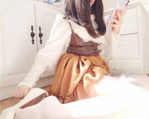 古川kagura-蕾丝长筒吊带丝袜[38P-134M]