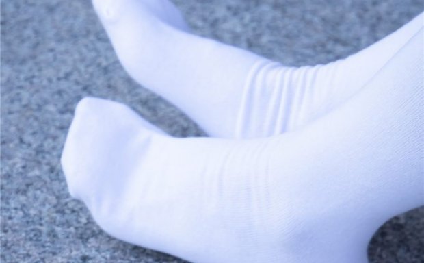 [BoBoSocks袜啵啵] No.006 小米-运动鞋、白色小腿袜、裸足[130P1V-3.51G]