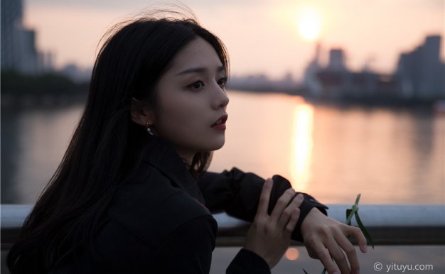 [YITUYU]艺图语 2021.06.16 晚风 雨文