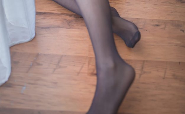 白金Saki-吊带袜私房[25P-170M]