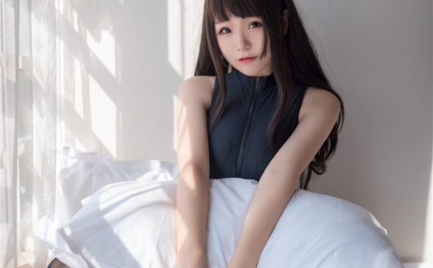 Yoko宅夏-开胸泳衣2[28-124M]