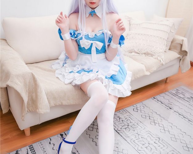 [YouMi]尤蜜 2020.12.22 小天鹅女仆 向小圆[40P-690M]