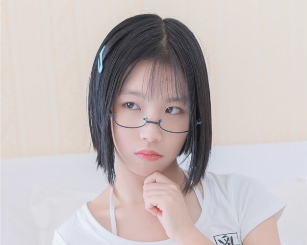 [轻兰映画] Grand.005 鹿野奈绪 眼镜可爱JK学妹[101P-545M]