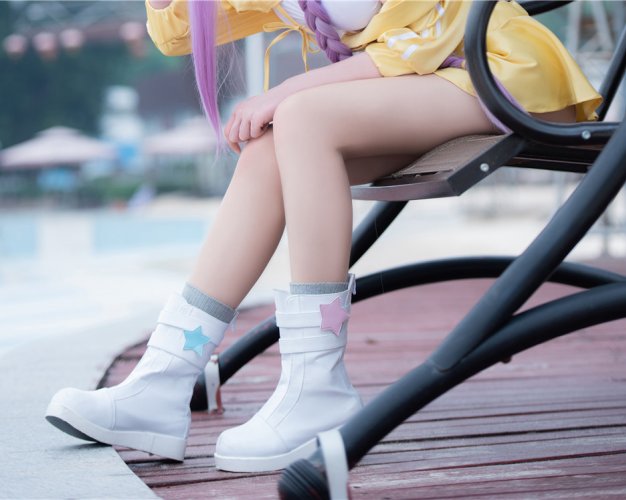 南宫-性感魔女[21P-289M]