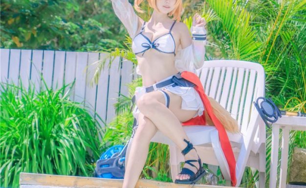 yui金鱼-空泳装[9P-250M]