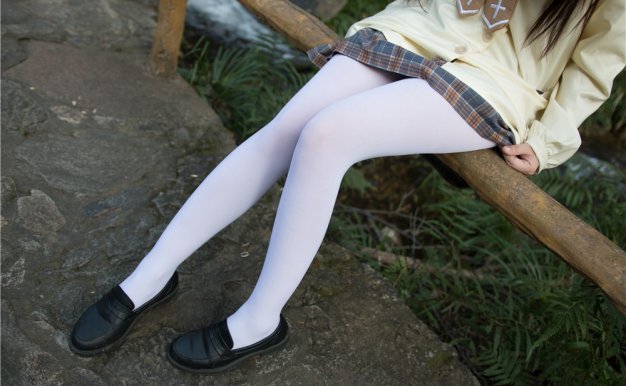 [轻兰映画] VOL.002 户外JK[44P-365M]