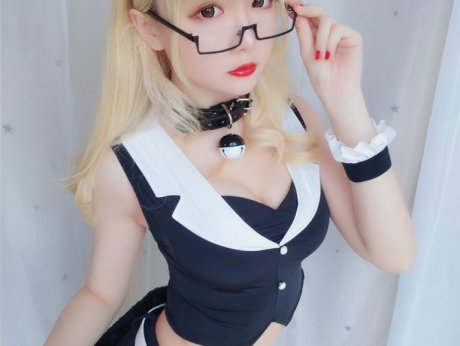 星之迟迟 VOL.05 恶女秘书包[58P]